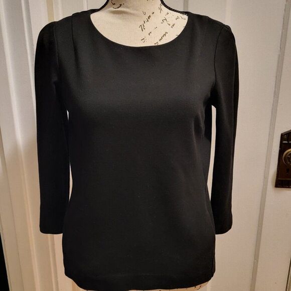Aritzia/Wilfred Soft Stretchy Black Top with Silver Back Zip + Pockets, Sz XS - Picture 1 of 7
